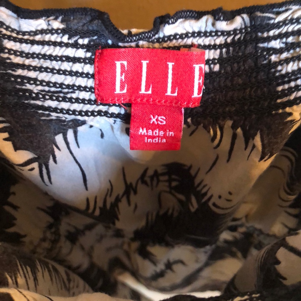 Elle Ruffles Strappy Blouse - Picture 3 of 3